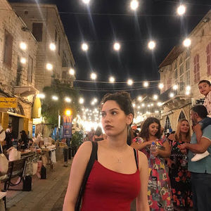Meet your Posher, Maria-pia